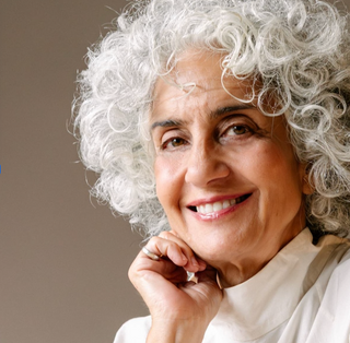 Your Grey Hair, According to a Psychologist | Silvina London